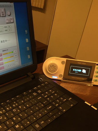 YKC社製 TAS9VEIW (自律神経・末梢循環測定器)